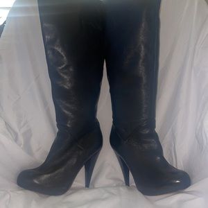 Dolce Vita Black Tall Boots 4 1/2